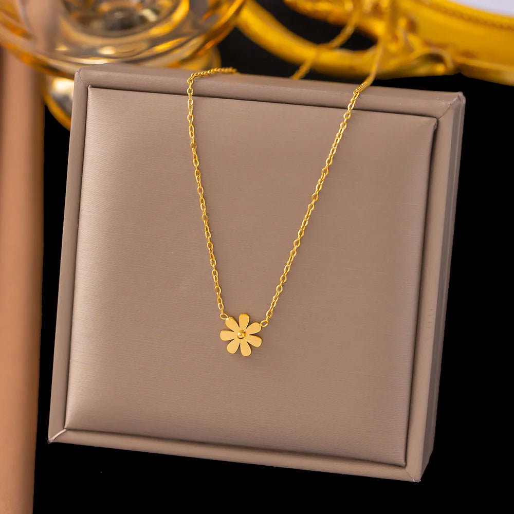 Colar de pingente de flor de aço inoxidável para mulheres cor dourada de alta qualidade