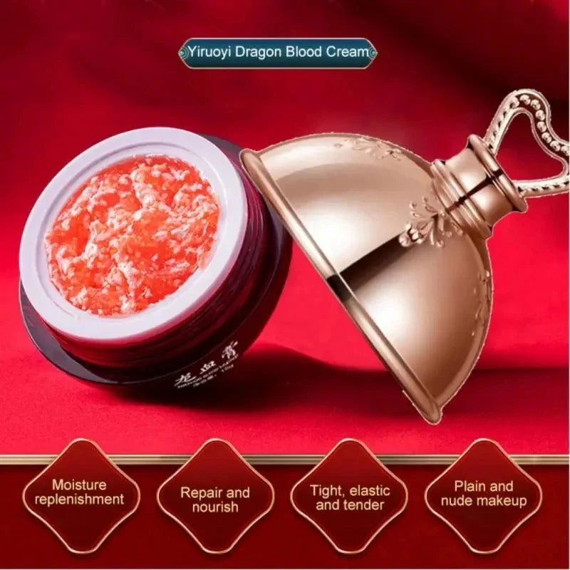 Creme facial coreano sangue de dragão, possui retinol, essência e brilho. Ótimo hidratante e fixa bem na pele.