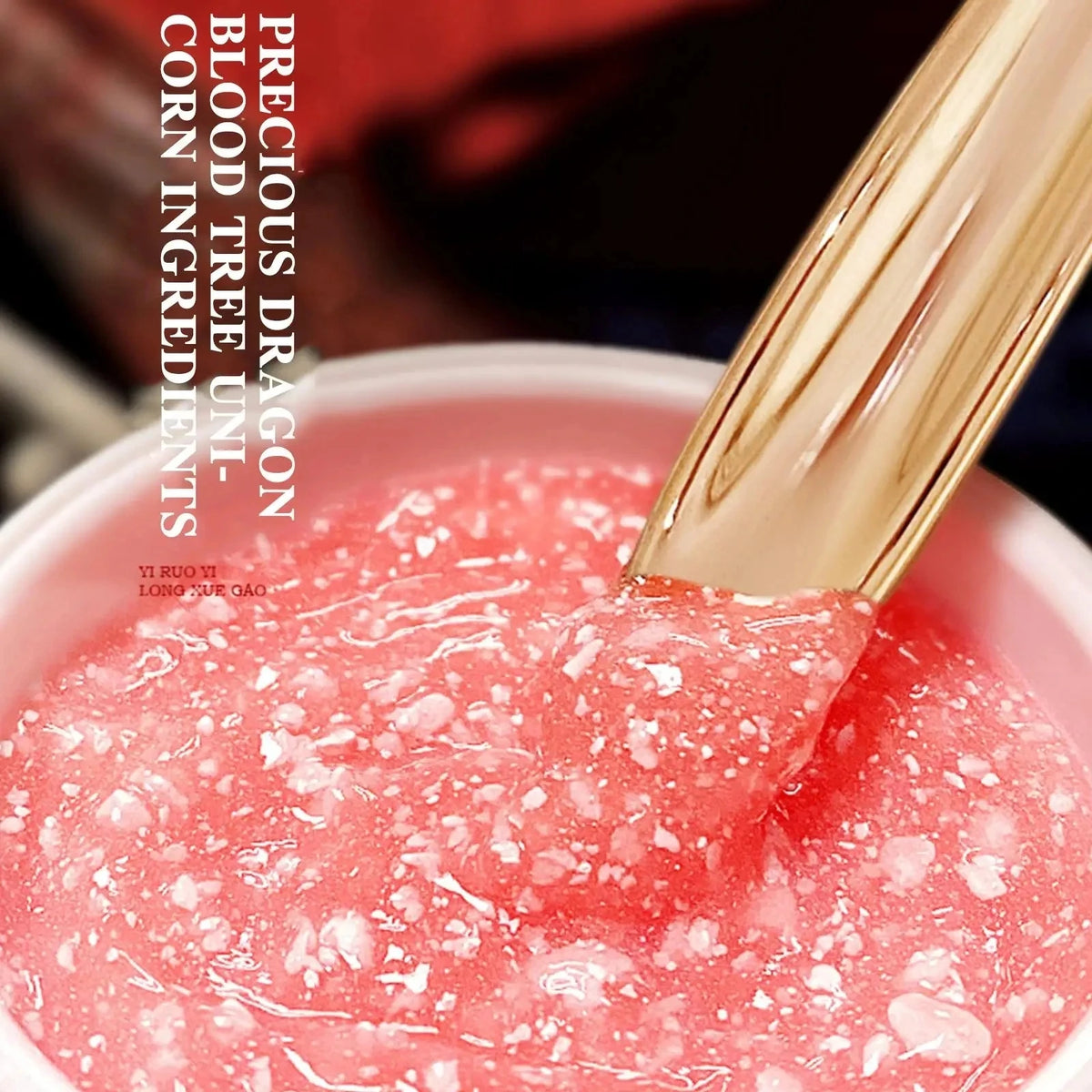 Creme facial coreano sangue de dragão, possui retinol, essência e brilho. Ótimo hidratante e fixa bem na pele.