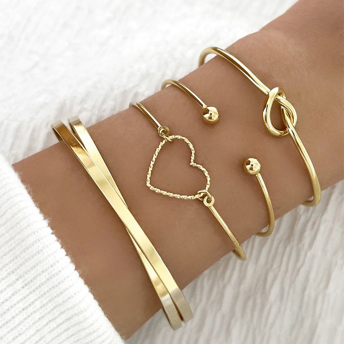 Pulseiras de aço inoxidável 4 peças cor dourada para mulheres