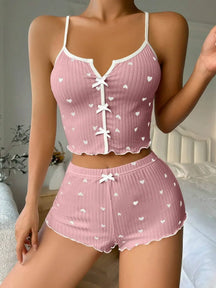 Conjunto Pijama Feminino com Estampa de Coração. Estilo, Conforto e Carinho.