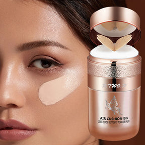 Creme hidratante para correção e clareamento da pele. Controla a pele oleosa.