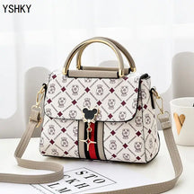 Novas bolsas da moda lançamento 2025. Bolsa de mão e ombro feminina.