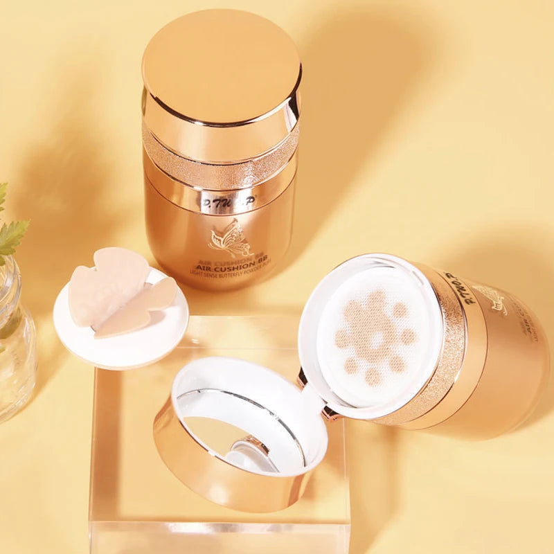 Creme hidratante para correção e clareamento da pele. Controla a pele oleosa.