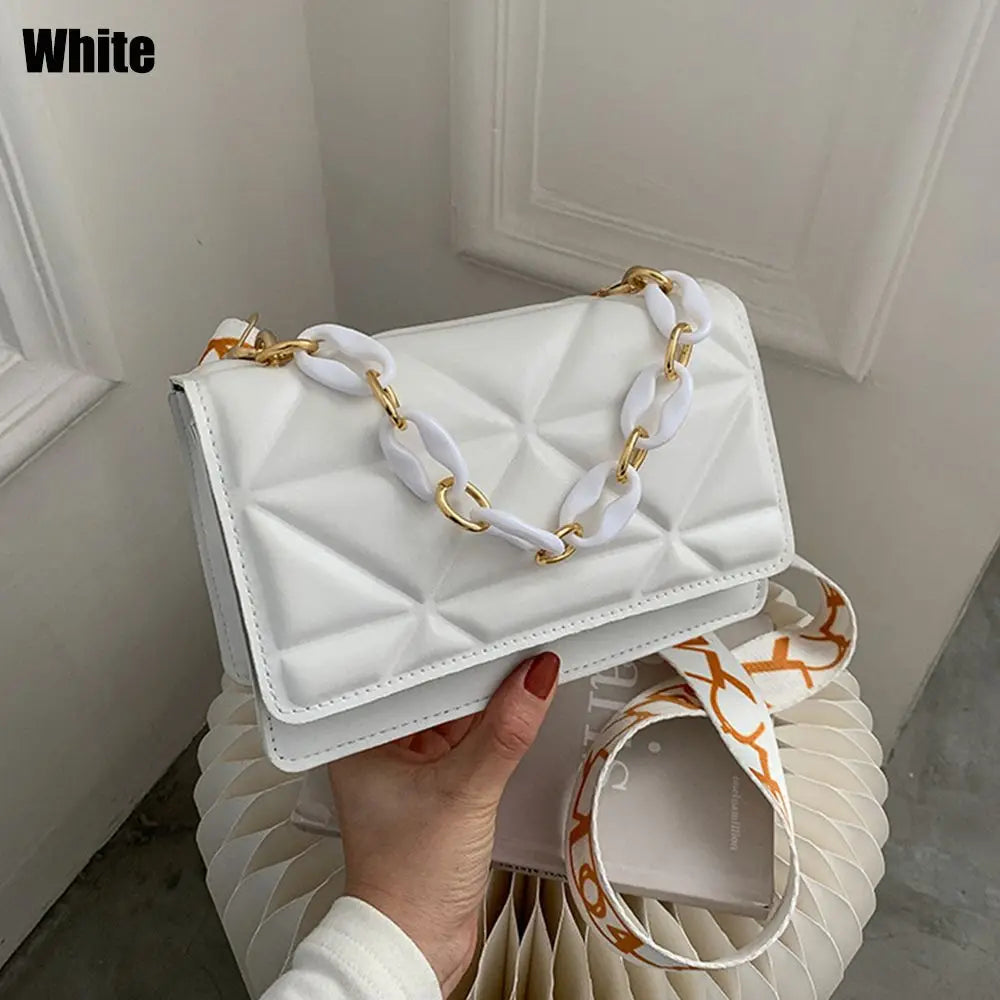 Bolsa de ombro feminina moda casual. Bolsas de couro plutônio diversas cores para qualquer tipo de ocasião.