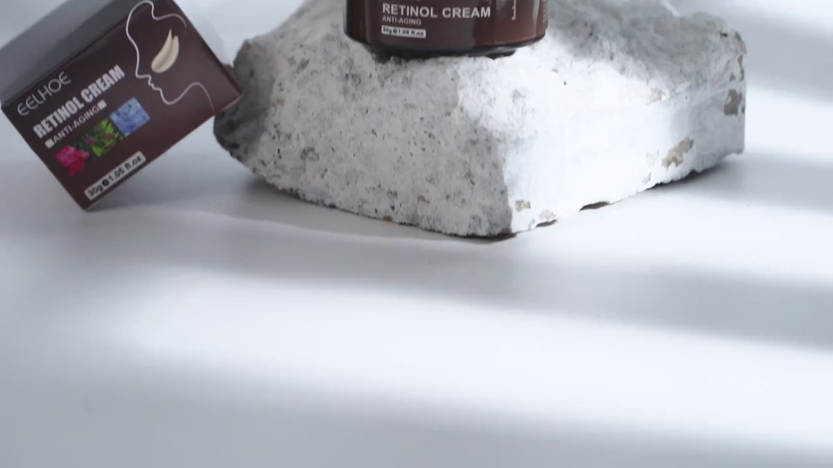Creme Retinol da EELHOE. Anti-envelhecimento, anti-inchaço e anti-olheiras. Suaviza e clareia manchas.